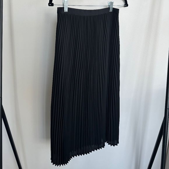 Babaton Pleated Midi Skirt - Picture 1 of 2